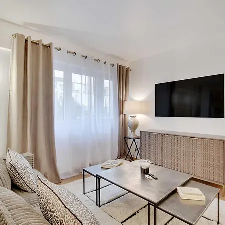 Magnificent House - 3br-6p- Tour Eiffel * Париж
